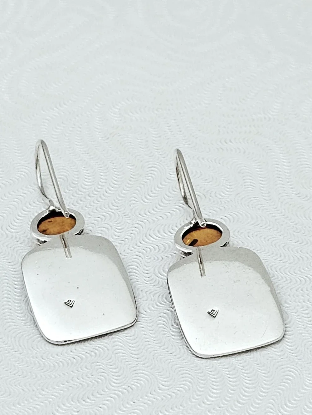 Silpada Rare Sterling Silver Amber Cabochon Rectangular Chevron Earrings W1451